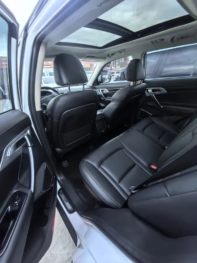 2016 Geely Azkarra 2.0L 141HP L4 6MT,autocango,china used car exporter,china ev exporter,chinese used car exporter,chinese used ev exporter