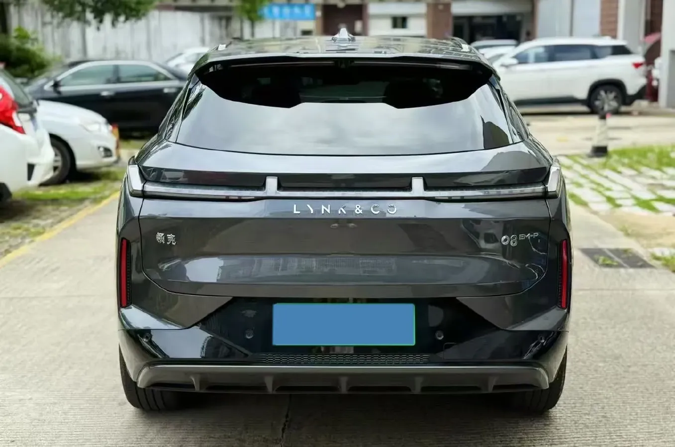2023 LYNK&CO 08 EM-P 1.5T 163HP L4 3DHT PHEV 21.2KWH,autocango,china used car exporter,china ev exporter,chinese used car exporter,chinese used ev exporter