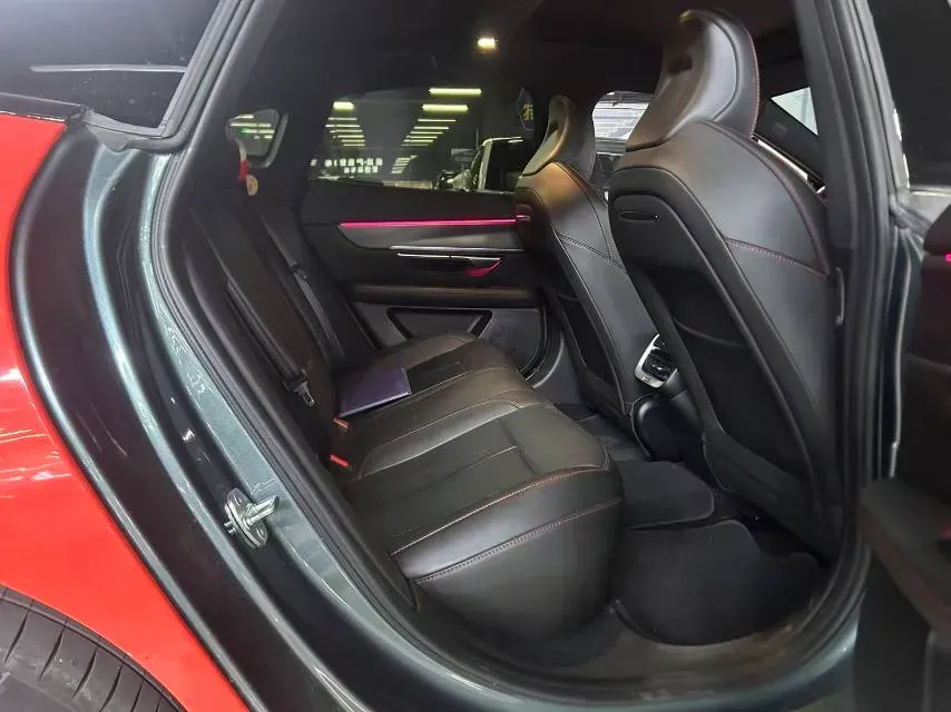 2023 Xpeng P7 BEV 86.2KWH,autocango,china used car exporter,china ev exporter,chinese used car exporter,chinese used ev exporter