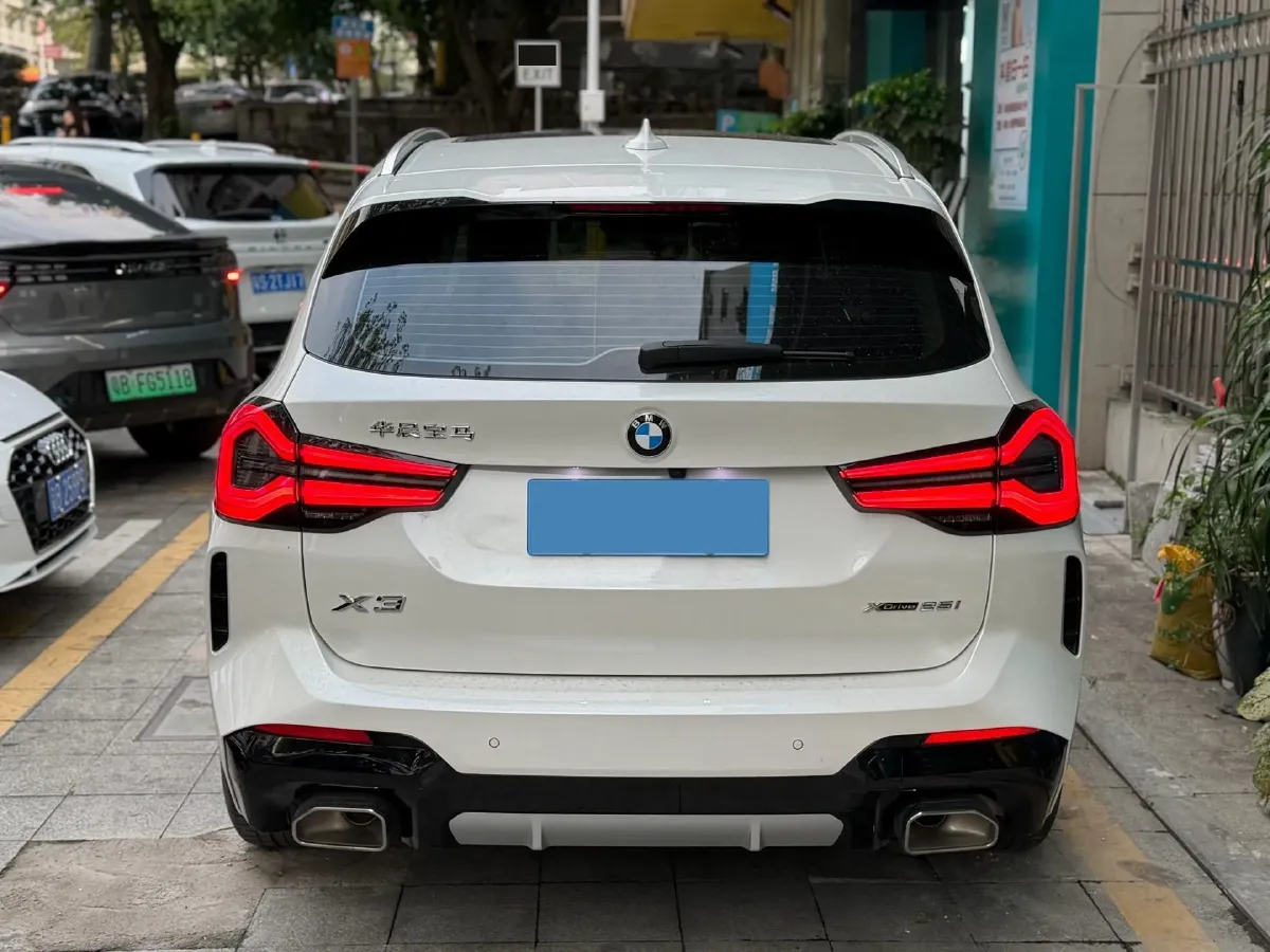 2022 BMW X3 2.0T 184HP L4 8AT,autocango,china used car exporter,china ev exporter,chinese used car exporter,chinese used ev exporter