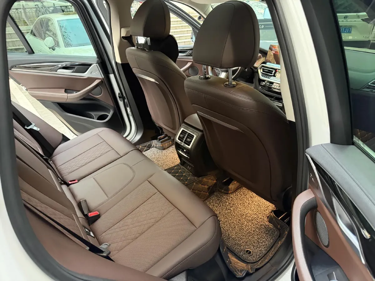 2022 BMW X3 2.0T 184HP L4 8AT,autocango,china used car exporter,china ev exporter,chinese used car exporter,chinese used ev exporter