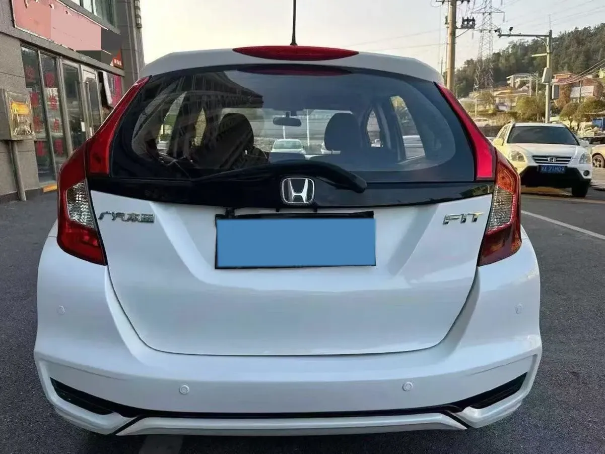 2018 Honda Fit 1.5L 131HP L4 CVT,autocango,china used car exporter,china ev exporter,chinese used car exporter,chinese used ev exporter