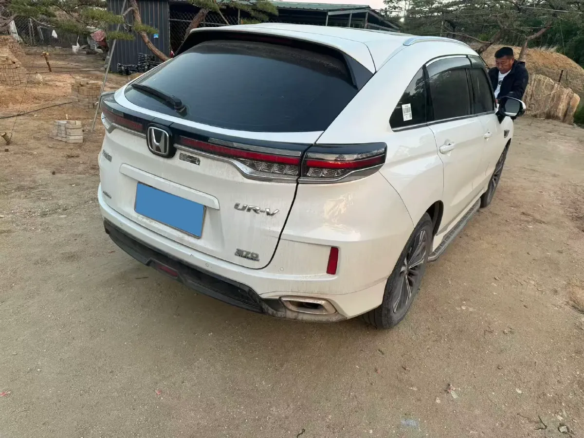 2020 Honda UR-V 2.0T 272HP L4 9AT,autocango,china used car exporter,china ev exporter,chinese used car exporter,chinese used ev exporter
