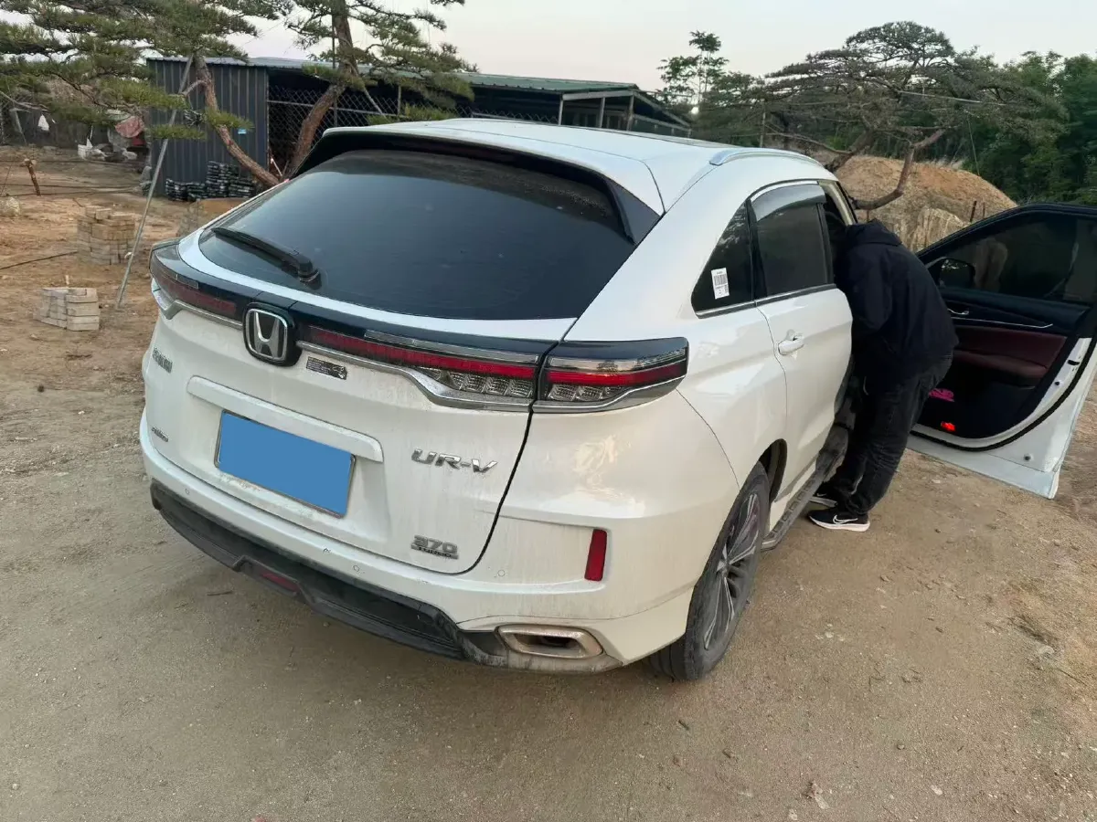 2020 Honda UR-V 2.0T 272HP L4 9AT,autocango,china used car exporter,china ev exporter,chinese used car exporter,chinese used ev exporter