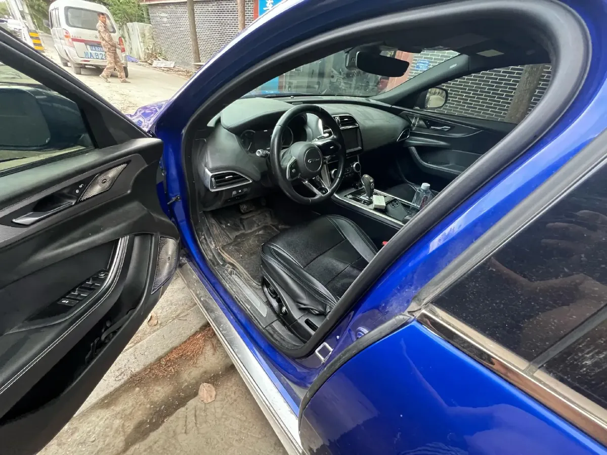 2020 Jaguar XEL 2.0T 200HP L4 8AT,autocango,china used car exporter,china ev exporter,chinese used car exporter,chinese used ev exporter