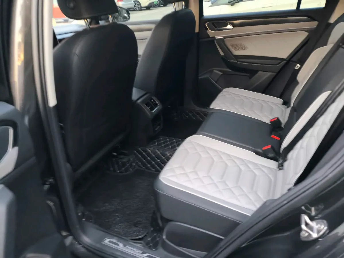 2024 Volkswagen Tayron 1.5T 160HP L4 7DCT,autocango,china used car exporter,china ev exporter,chinese used car exporter,chinese used ev exporter