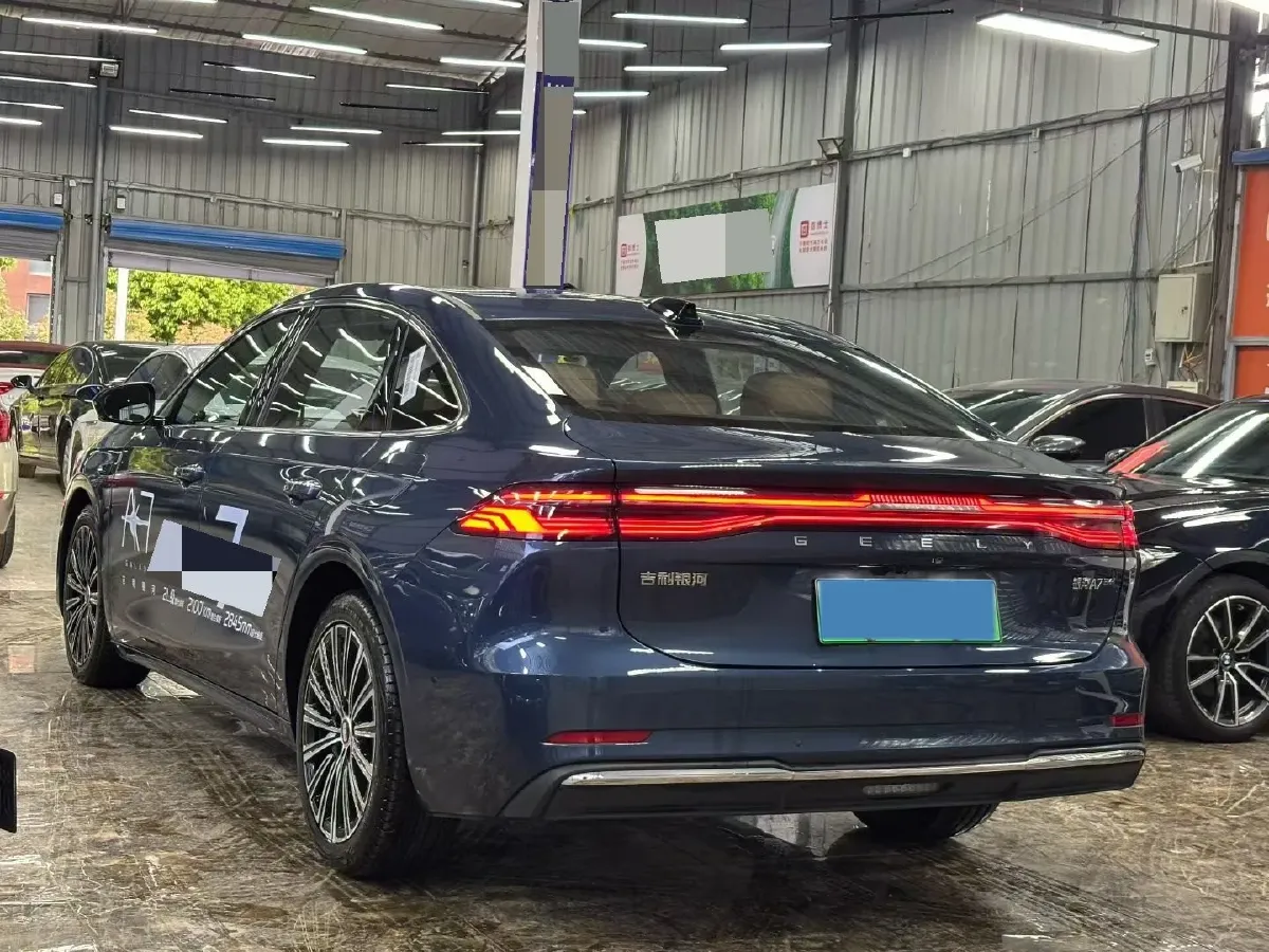 2025 Geely Galaxy A7 1.5L 112HP L4 1DHT PHEV,autocango,china used car exporter,china ev exporter,chinese used car exporter,chinese used ev exporter
