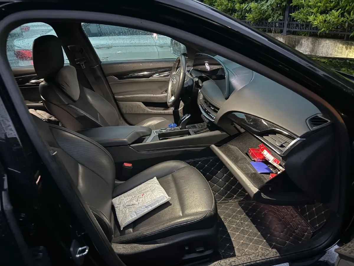 2024 Cadillac CT5 2.0T 237HP L4 10AT,autocango,china used car exporter,china ev exporter,chinese used car exporter,chinese used ev exporter