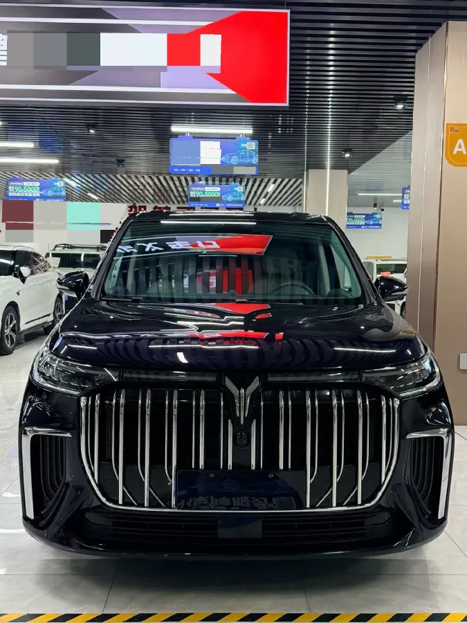 2022 Voyah Dream 1.5T 136HP L4 PHEV 25.57KWH,autocango,china used car exporter,china ev exporter,chinese used car exporter,chinese used ev exporter