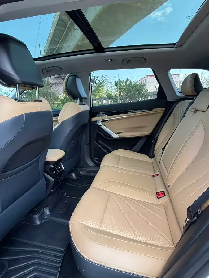 2023 Geely StarRay 1.5T 181HP L4 7DCT,autocango,china used car exporter,china ev exporter,chinese used car exporter,chinese used ev exporter