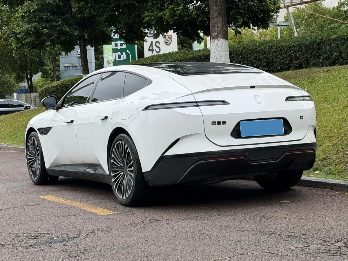 2025 Avatr 12 1.5T 156HP L4 REEV 39.05KWH,autocango,china used car exporter,china ev exporter,chinese used car exporter,chinese used ev exporter