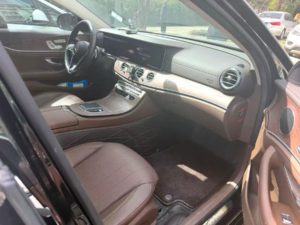 2023 Mercedes-Benz E Class 2.0T 258HP L4 9AT,autocango,china used car exporter,china ev exporter,chinese used car exporter,chinese used ev exporter
