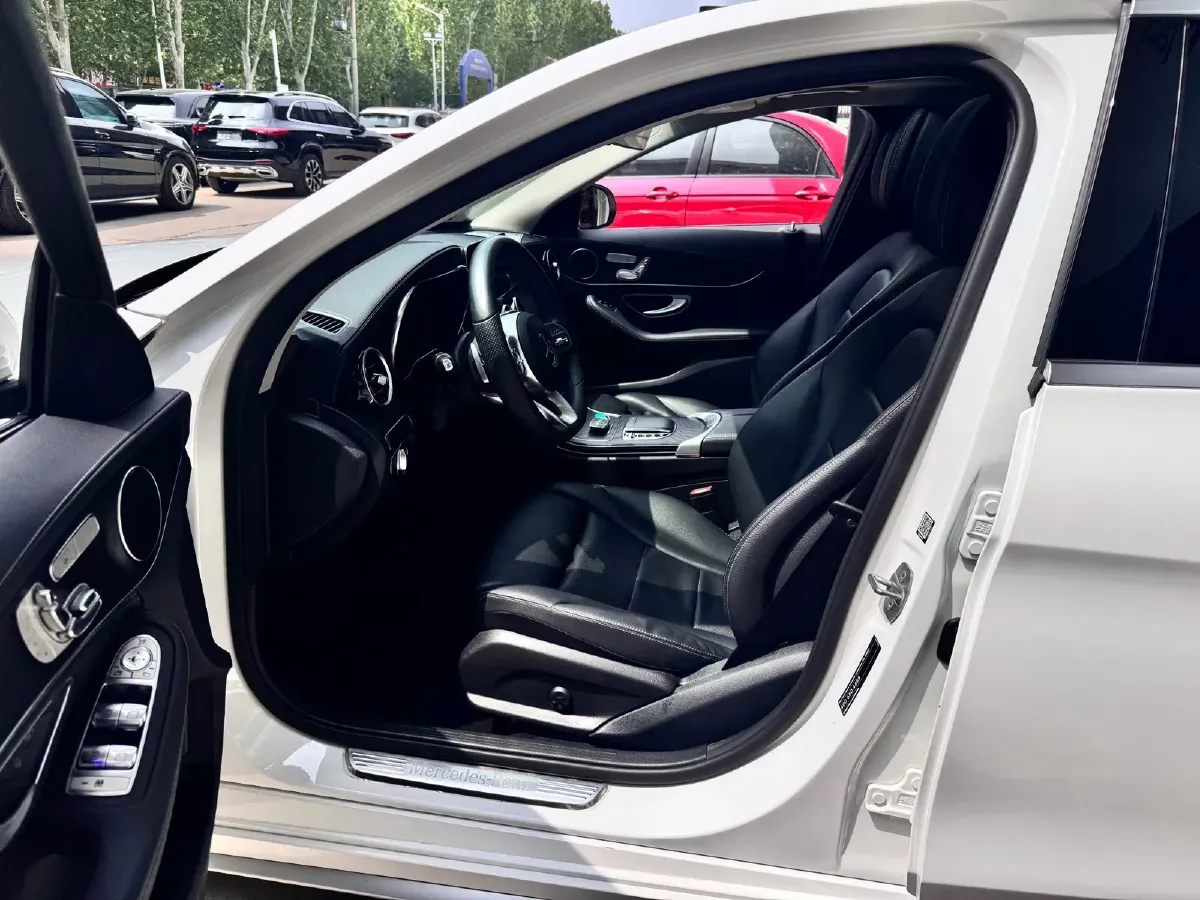 2020 Mercedes-Benz C Class 1.5T 184HP L4 9AT,autocango,china used car exporter,china ev exporter,chinese used car exporter,chinese used ev exporter