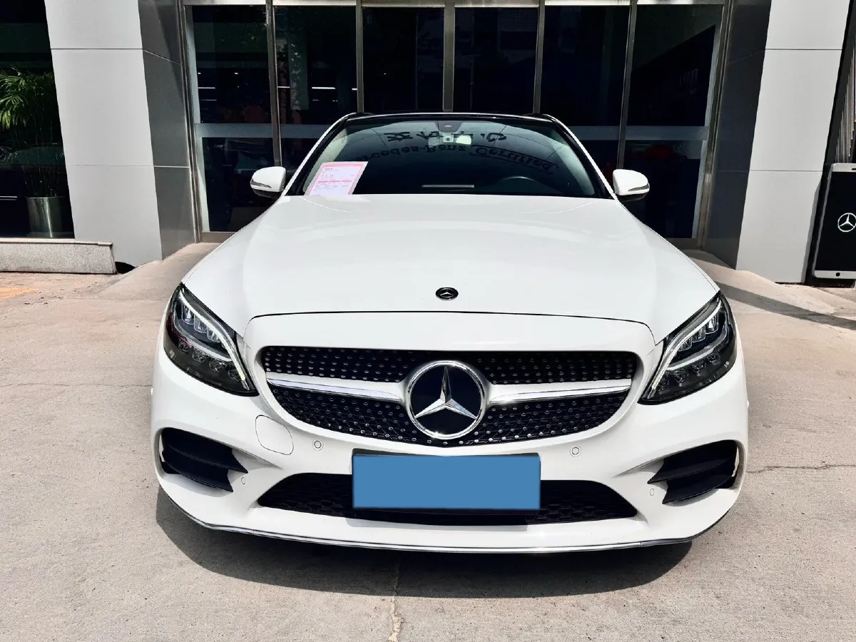 2020 Mercedes-Benz C Class 1.5T 184HP L4 9AT,autocango,china used car exporter,china ev exporter,chinese used car exporter,chinese used ev exporter