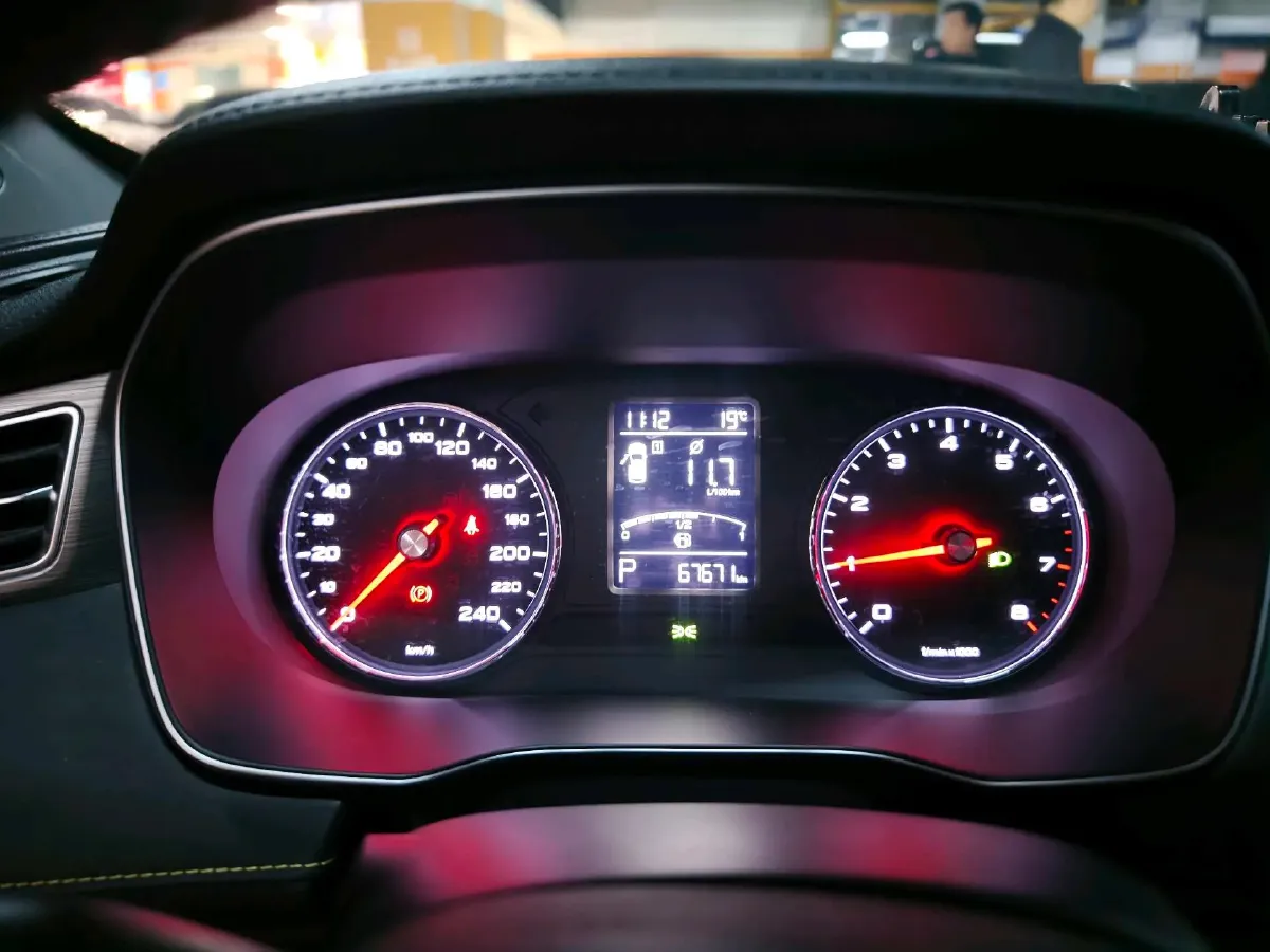 2021 Roewe RX5 1.5T 173HP L4 7DCT,autocango,china used car exporter,china ev exporter,chinese used car exporter,chinese used ev exporter