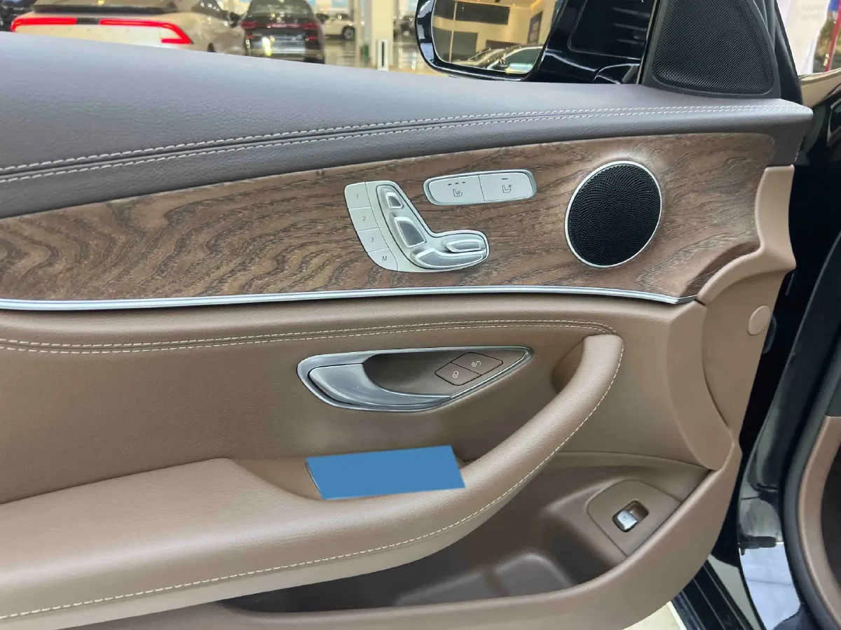 2022 Mercedes-Benz GLC Class 2.0T 258HP L4 9AT,autocango,china used car exporter,china ev exporter,chinese used car exporter,chinese used ev exporter