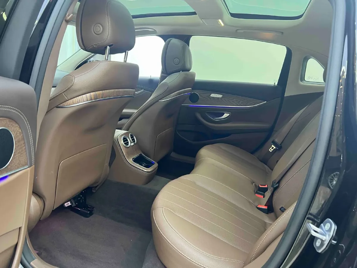 2022 Mercedes-Benz GLC Class 2.0T 258HP L4 9AT,autocango,china used car exporter,china ev exporter,chinese used car exporter,chinese used ev exporter