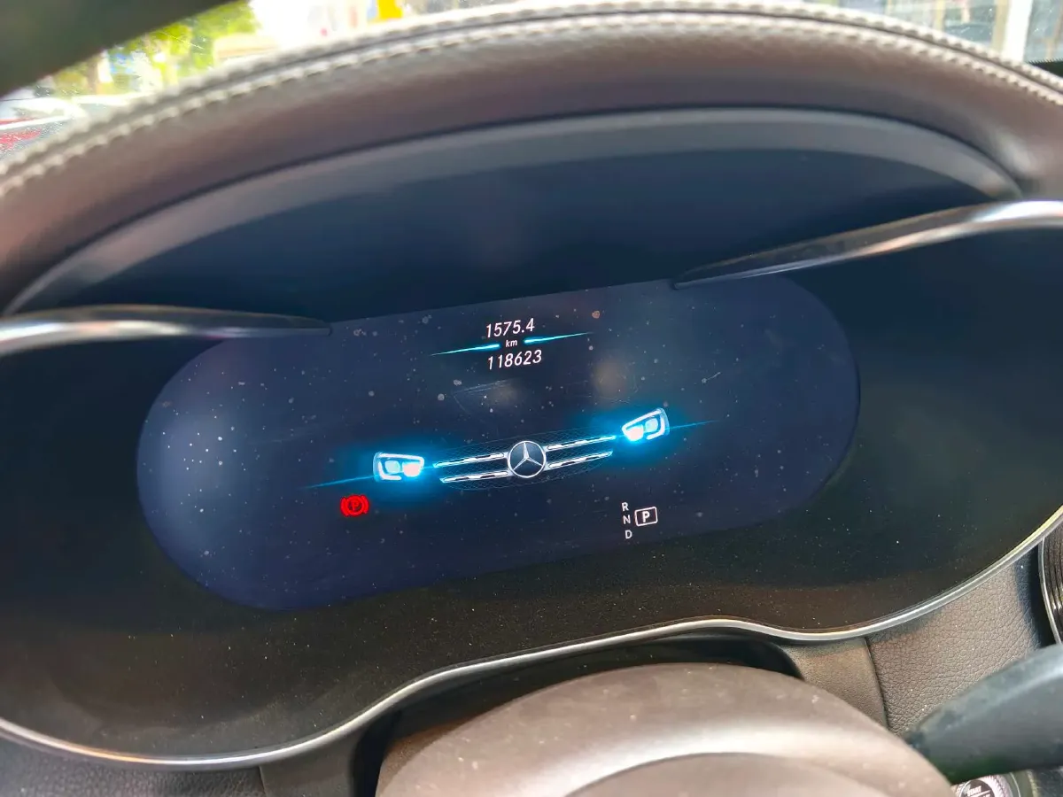 2020 Mercedes-Benz GLC Class 2.0T 258HP L4 9AT,autocango,china used car exporter,china ev exporter,chinese used car exporter,chinese used ev exporter