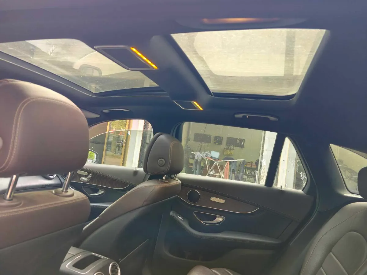 2020 Mercedes-Benz GLC Class 2.0T 258HP L4 9AT,autocango,china used car exporter,china ev exporter,chinese used car exporter,chinese used ev exporter