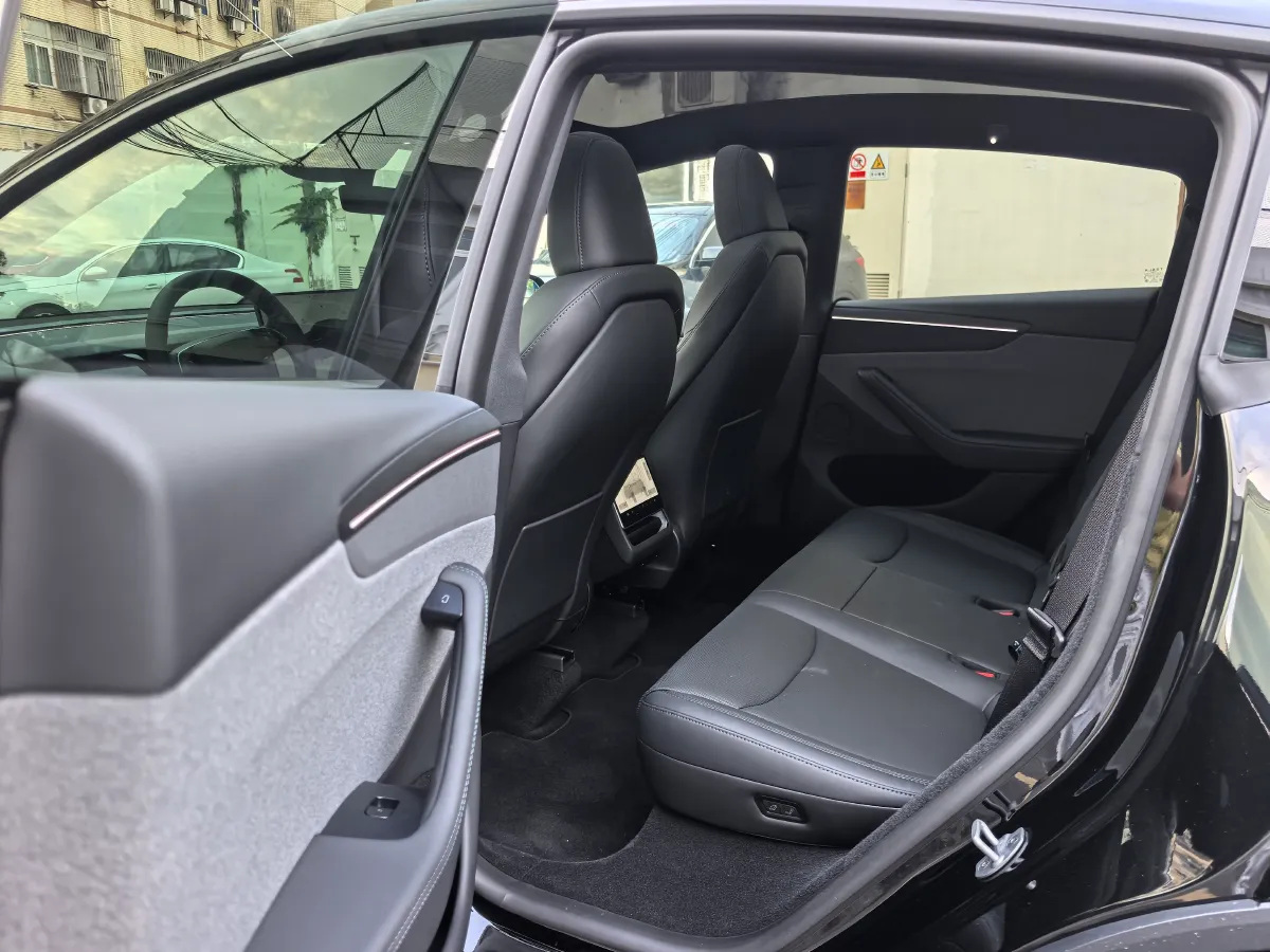 2026 Tesla Model Y BEV,autocango,china used car exporter,china ev exporter,chinese used car exporter,chinese used ev exporter