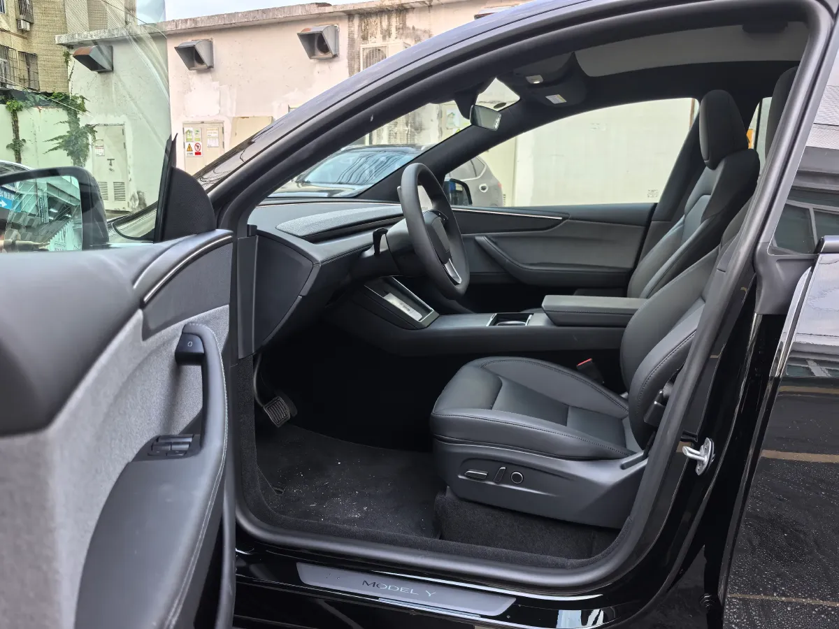 2026 Tesla Model Y BEV,autocango,china used car exporter,china ev exporter,chinese used car exporter,chinese used ev exporter