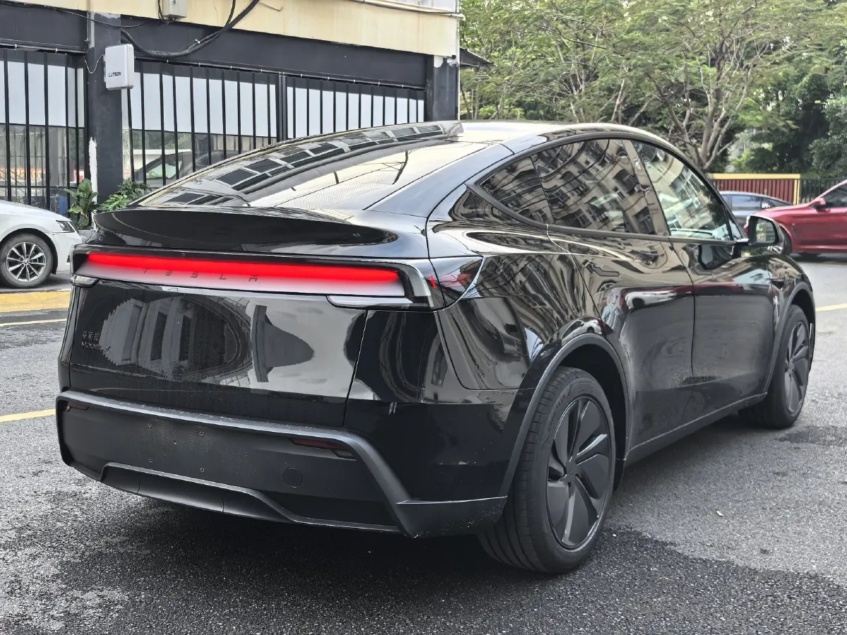 2026 Tesla Model Y BEV,autocango,china used car exporter,china ev exporter,chinese used car exporter,chinese used ev exporter