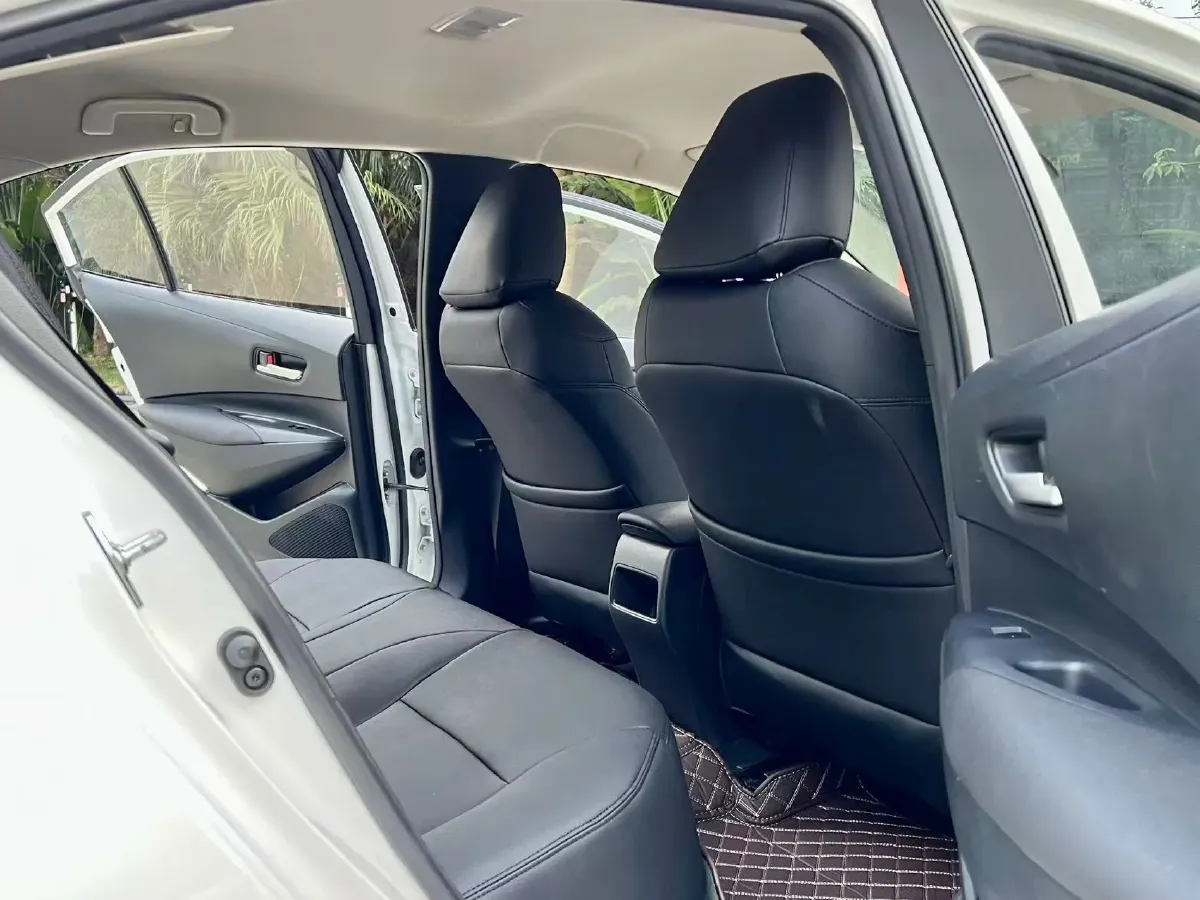 2021 Toyota Corolla 1.2T 116HP L4 CVT,autocango,china used car exporter,china ev exporter,chinese used car exporter,chinese used ev exporter