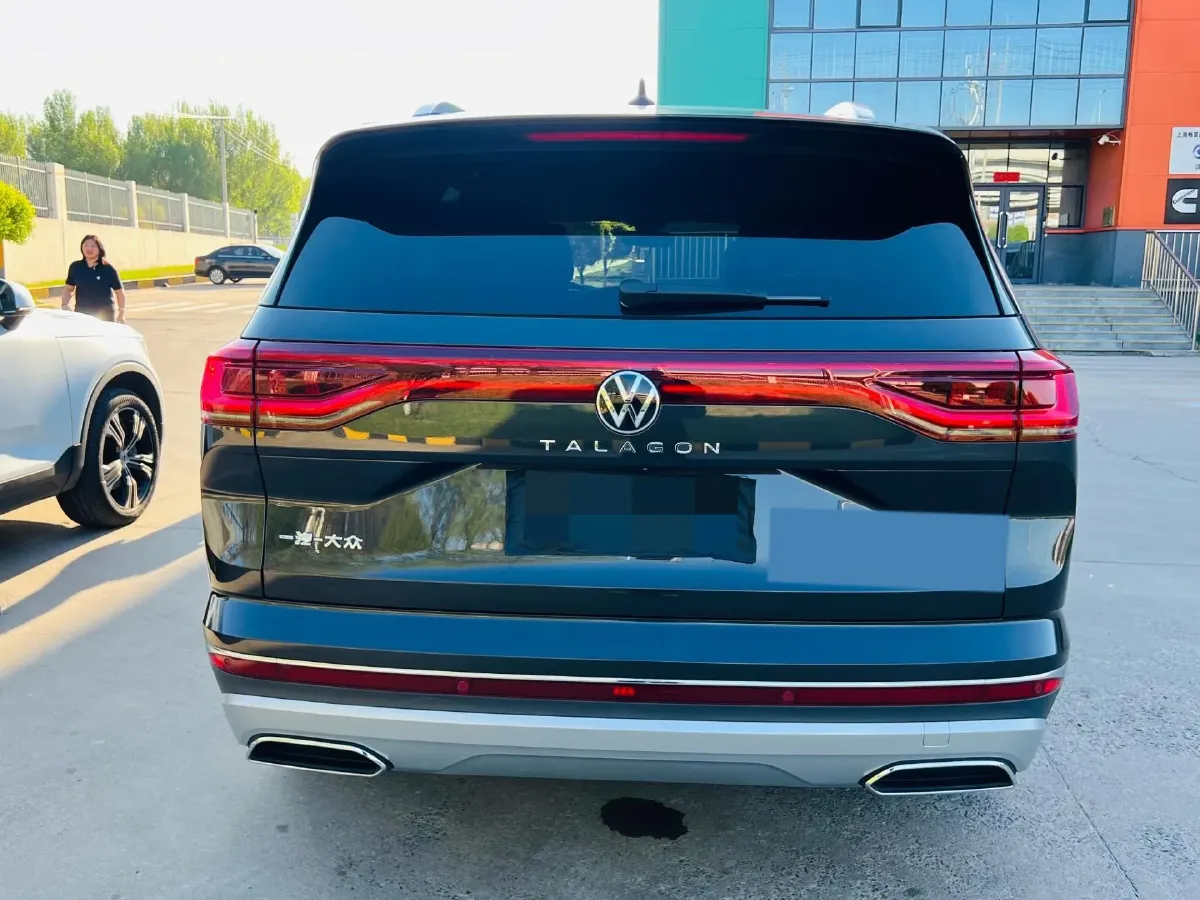 2021 Volkswagen Talagon 2.0T 220HP L4 7DCT,autocango,china used car exporter,china ev exporter,chinese used car exporter,chinese used ev exporter