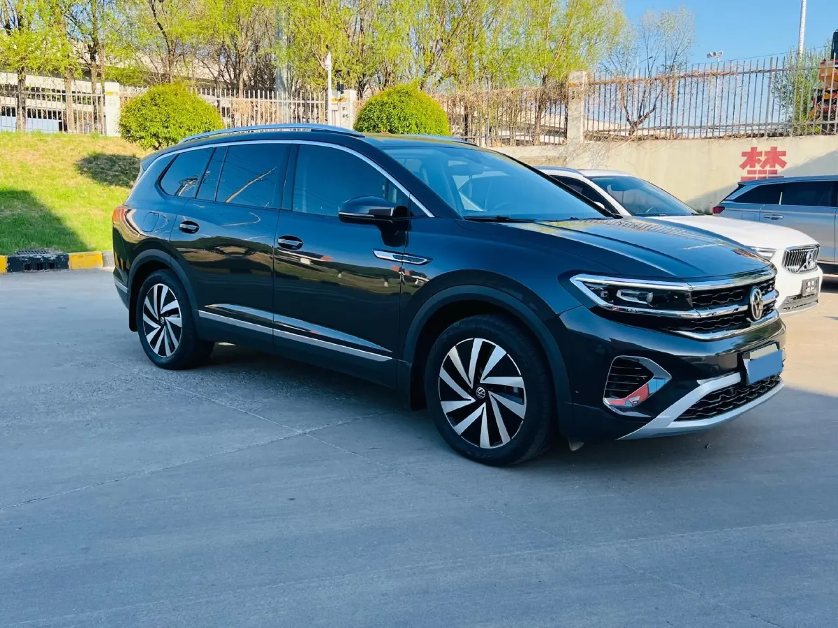 2021 Volkswagen Talagon 2.0T 220HP L4 7DCT,autocango,china used car exporter,china ev exporter,chinese used car exporter,chinese used ev exporter