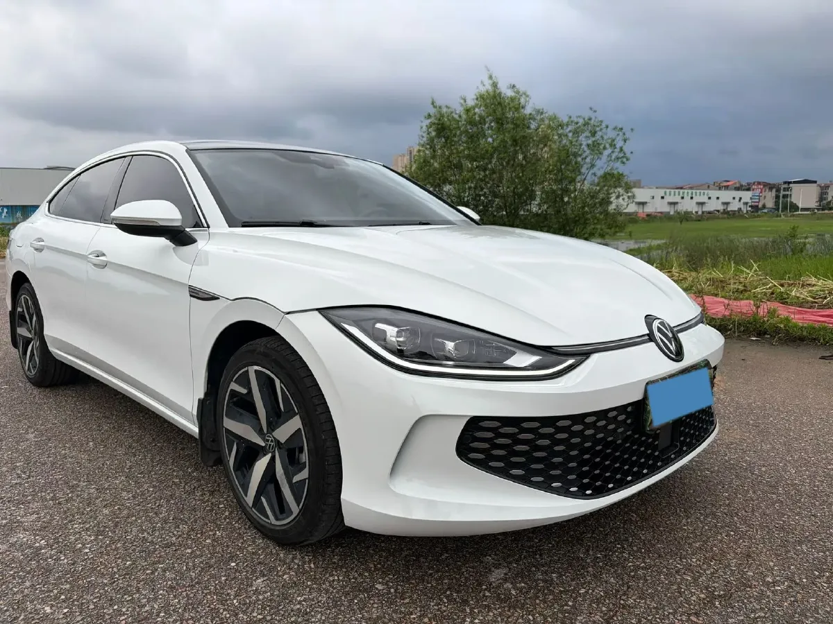2023 Volkswagen Lamando 1.4T 150HP L4 7DCT,autocango,china used car exporter,china ev exporter,chinese used car exporter,chinese used ev exporter