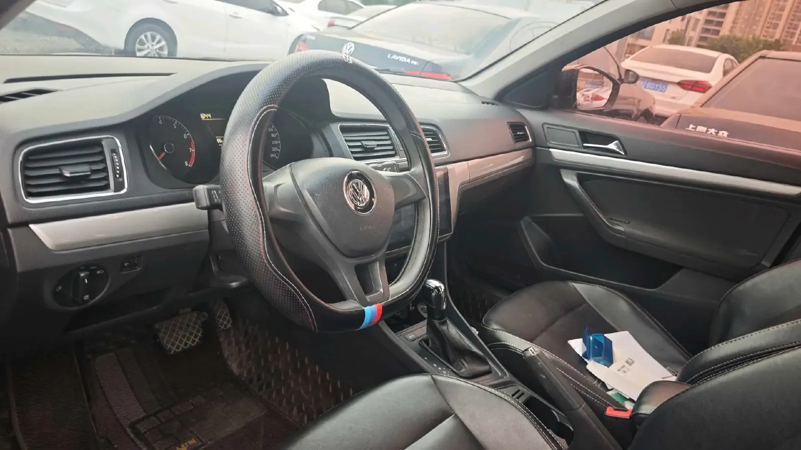 2017 Volkswagen Lavida 1.6L 110HP L4 6AT,autocango,china used car exporter,china ev exporter,chinese used car exporter,chinese used ev exporter