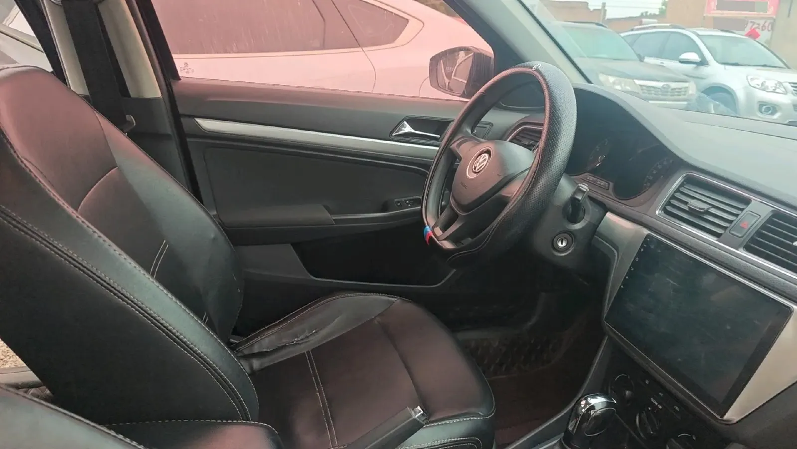 2017 Volkswagen Lavida 1.6L 110HP L4 6AT,autocango,china used car exporter,china ev exporter,chinese used car exporter,chinese used ev exporter