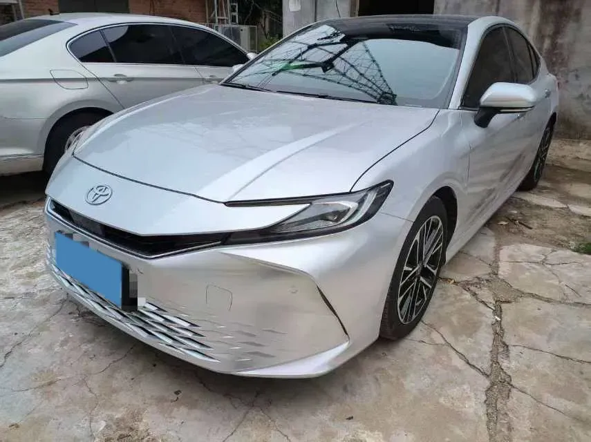 2024 Toyota Camry 2.0L 152HP L4 E-CVT Hybrid,autocango,china used car exporter,china ev exporter,chinese used car exporter,chinese used ev exporter