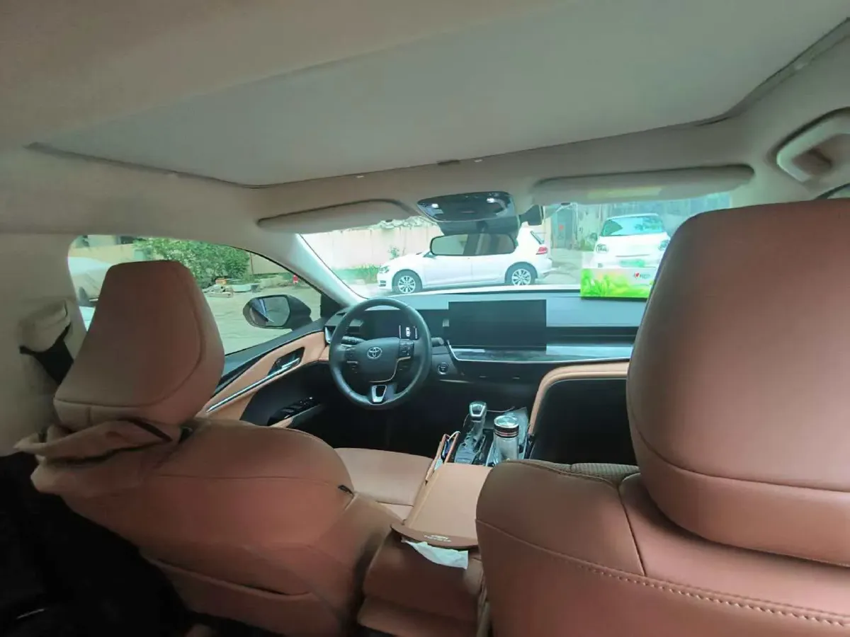 2024 Toyota Camry 2.0L 152HP L4 E-CVT Hybrid,autocango,china used car exporter,china ev exporter,chinese used car exporter,chinese used ev exporter