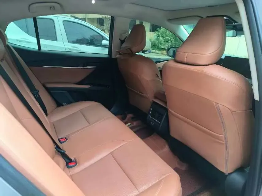 2024 Toyota Camry 2.0L 152HP L4 E-CVT Hybrid,autocango,china used car exporter,china ev exporter,chinese used car exporter,chinese used ev exporter