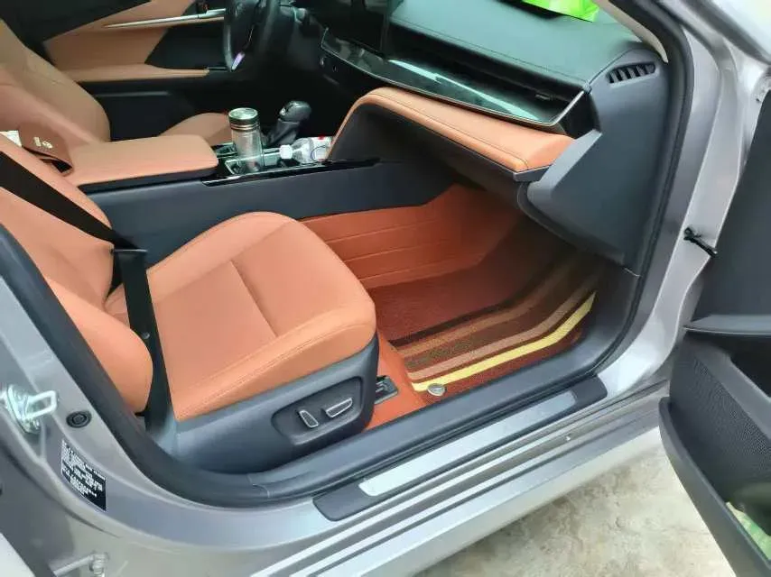 2024 Toyota Camry 2.0L 152HP L4 E-CVT Hybrid,autocango,china used car exporter,china ev exporter,chinese used car exporter,chinese used ev exporter