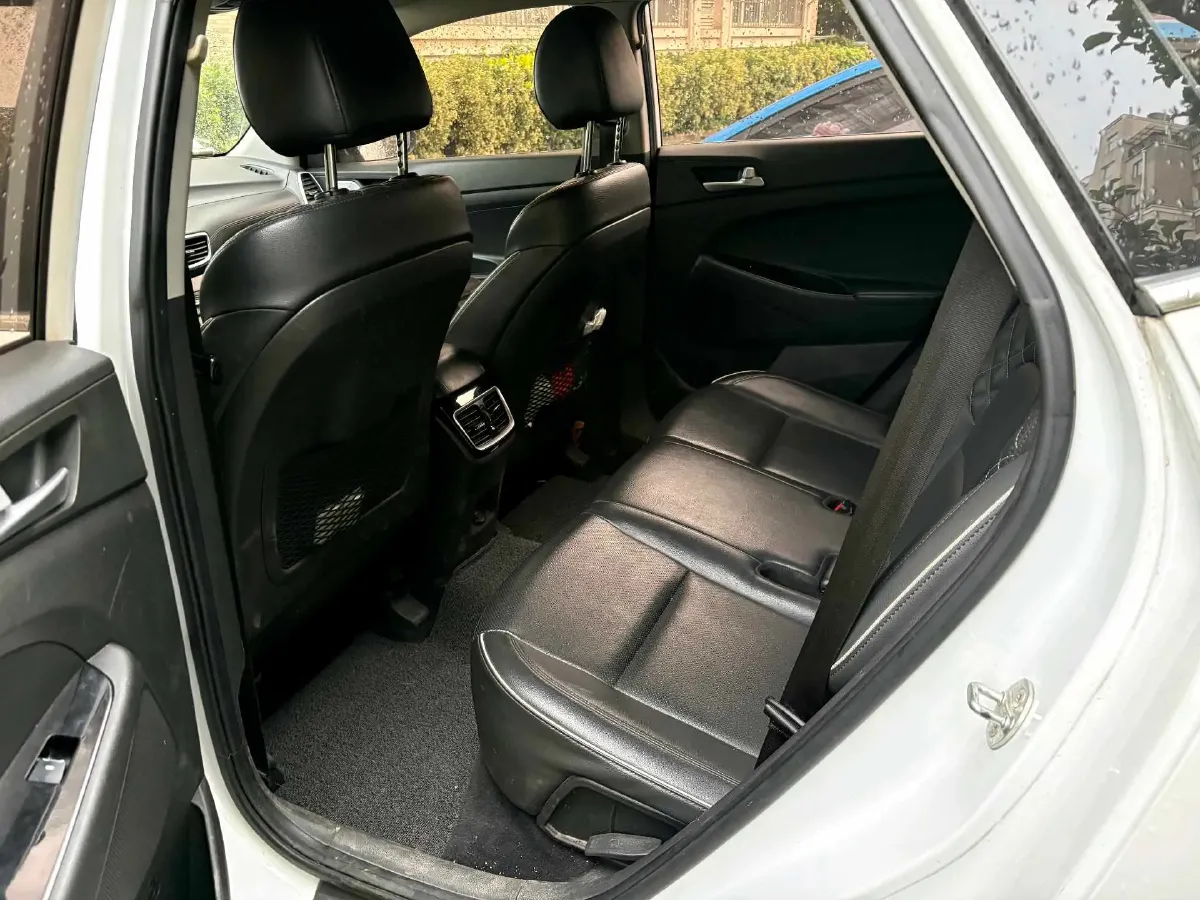 2020 Hyundai Tucson 1.6T 177HP L4 7DCT,autocango,china used car exporter,china ev exporter,chinese used car exporter,chinese used ev exporter