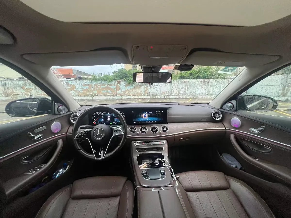 2021 Mercedes-Benz E Class 1.5T 184HP L4 9AT,autocango,china used car exporter,china ev exporter,chinese used car exporter,chinese used ev exporter