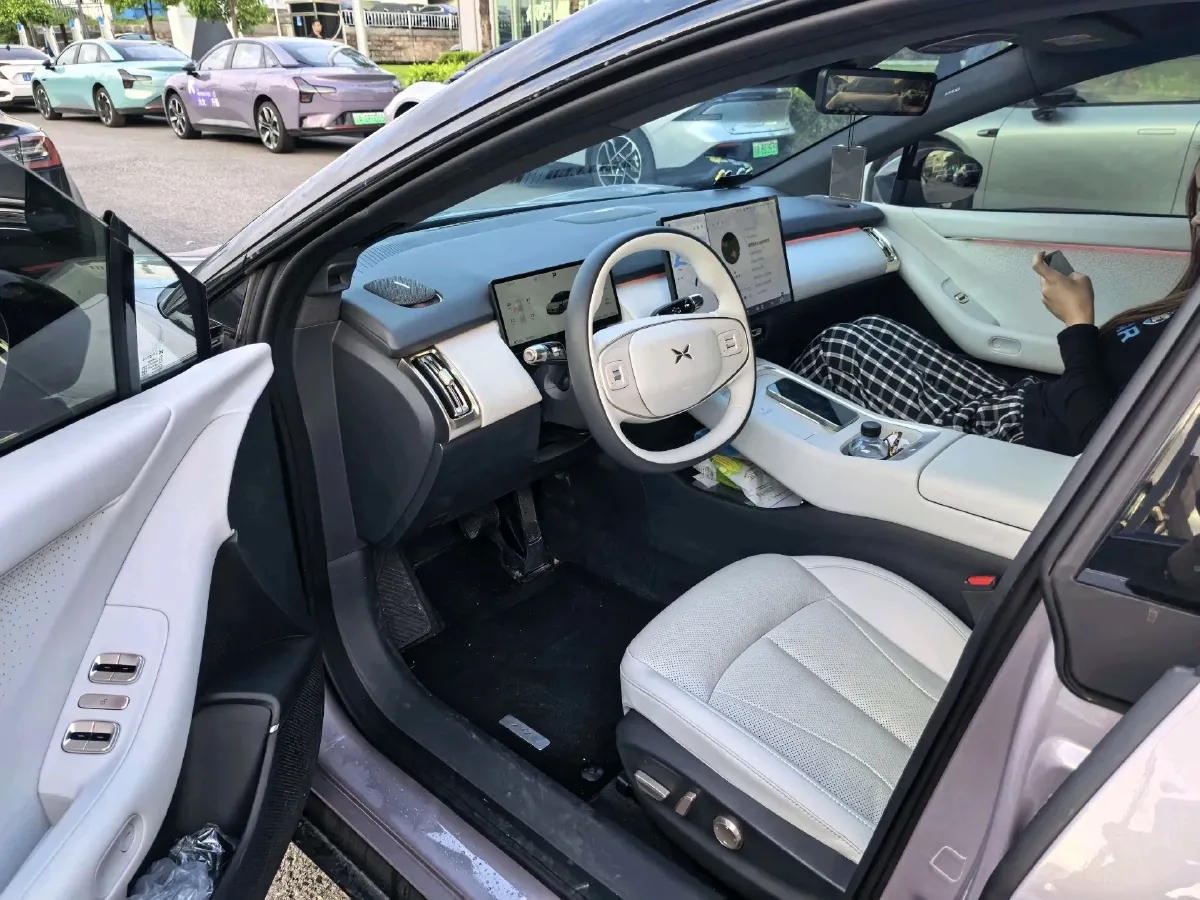 2024 Xpeng P7+ BEV 60.7KWH,autocango,china used car exporter,china ev exporter,chinese used car exporter,chinese used ev exporter