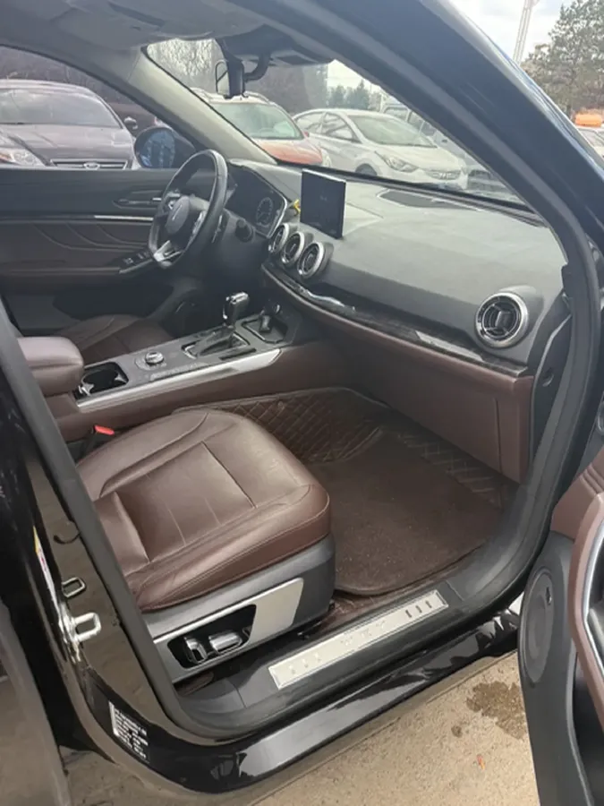 2017 WEY VV5 2.0T 197HP L4 7DCT,autocango,china used car exporter,china ev exporter,chinese used car exporter,chinese used ev exporter