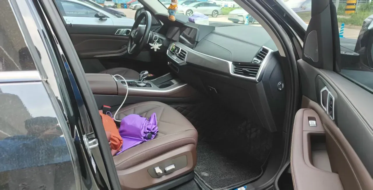 2022 BMW X5 2.0T 245HP L4 8AT,autocango,china used car exporter,china ev exporter,chinese used car exporter,chinese used ev exporter