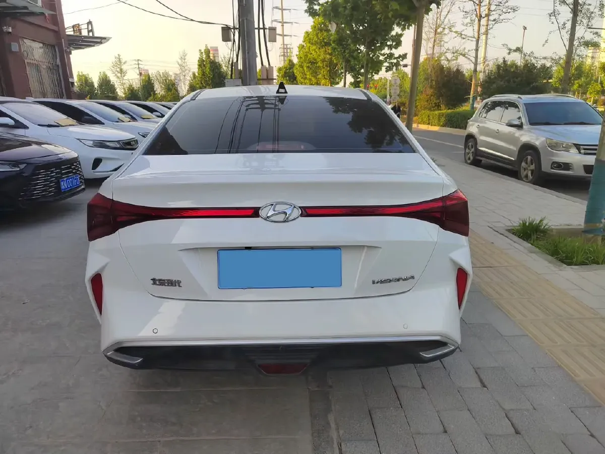 2020 Hyundai Verna 1.4L 100HP L4 6MT,autocango,china used car exporter,china ev exporter,chinese used car exporter,chinese used ev exporter