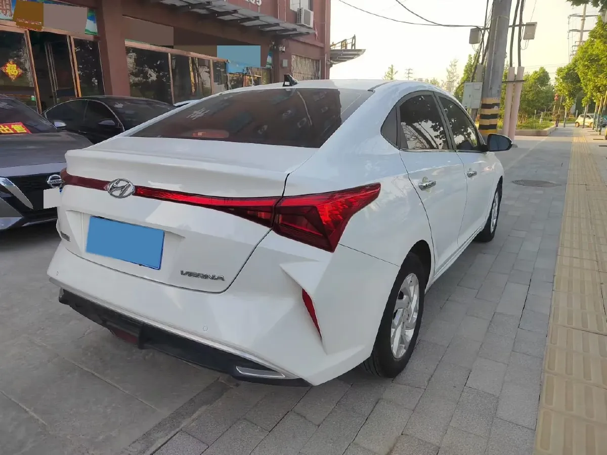 2020 Hyundai Verna 1.4L 100HP L4 6MT,autocango,china used car exporter,china ev exporter,chinese used car exporter,chinese used ev exporter