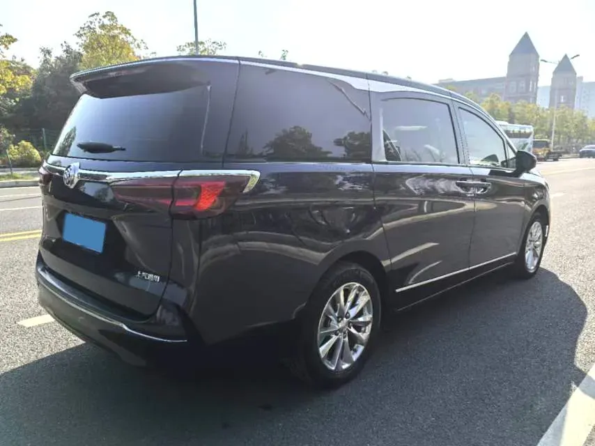 2021 Buick GL8 2.0T 237HP L4 9AT,autocango,china used car exporter,china ev exporter,chinese used car exporter,chinese used ev exporter