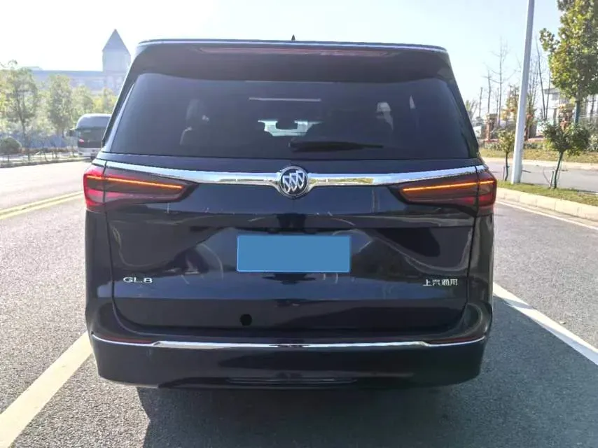2021 Buick GL8 2.0T 237HP L4 9AT,autocango,china used car exporter,china ev exporter,chinese used car exporter,chinese used ev exporter