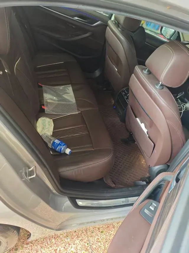 2020 BMW 5 Series 2.0T 184HP L4 8AT PHEV 17.7KWH,autocango,china used car exporter,china ev exporter,chinese used car exporter,chinese used ev exporter