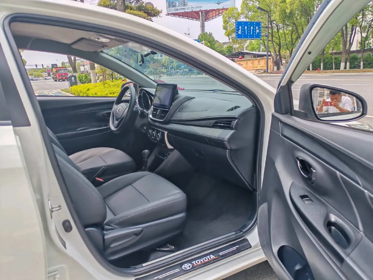 2020 Toyota Yaris L 1.5L 110HP L4 CVT,autocango,china used car exporter,china ev exporter,chinese used car exporter,chinese used ev exporter