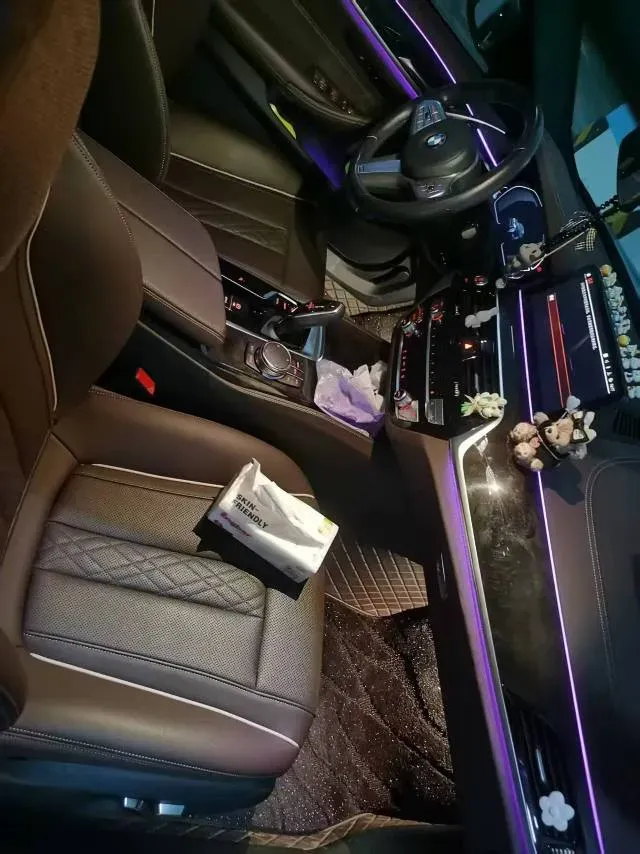 2022 BMW 5 Series 2.0T 184HP L4 8AT,autocango,china used car exporter,china ev exporter,chinese used car exporter,chinese used ev exporter