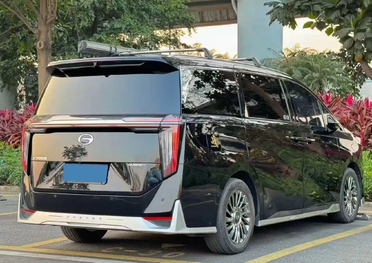 2023 GAC Trumpchi M8 2.0T 190HP L4 E-CVT Hybrid,autocango,china used car exporter,china ev exporter,chinese used car exporter,chinese used ev exporter