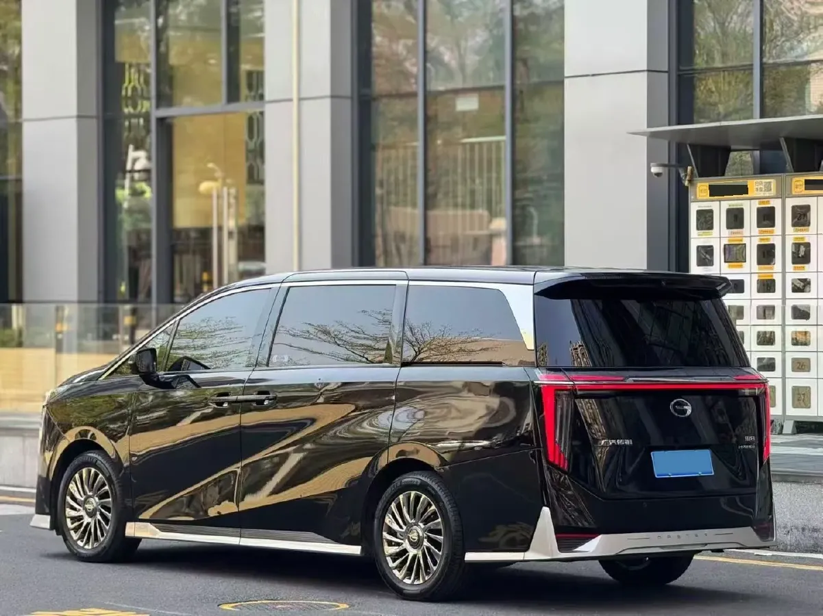 2023 GAC Trumpchi M8 2.0T 190HP L4 E-CVT Hybrid,autocango,china used car exporter,china ev exporter,chinese used car exporter,chinese used ev exporter